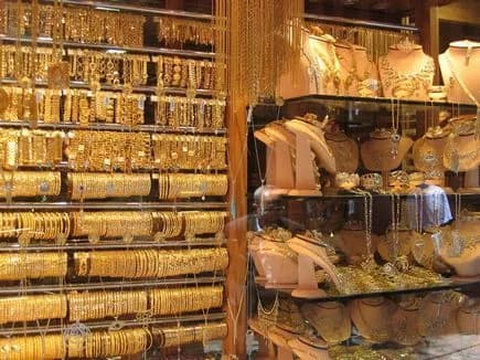 سحر الاناقة استمتع بروعة الفخامة في محل المجوهرات والذهب - ديكور صالونات ومحلات ومخازن