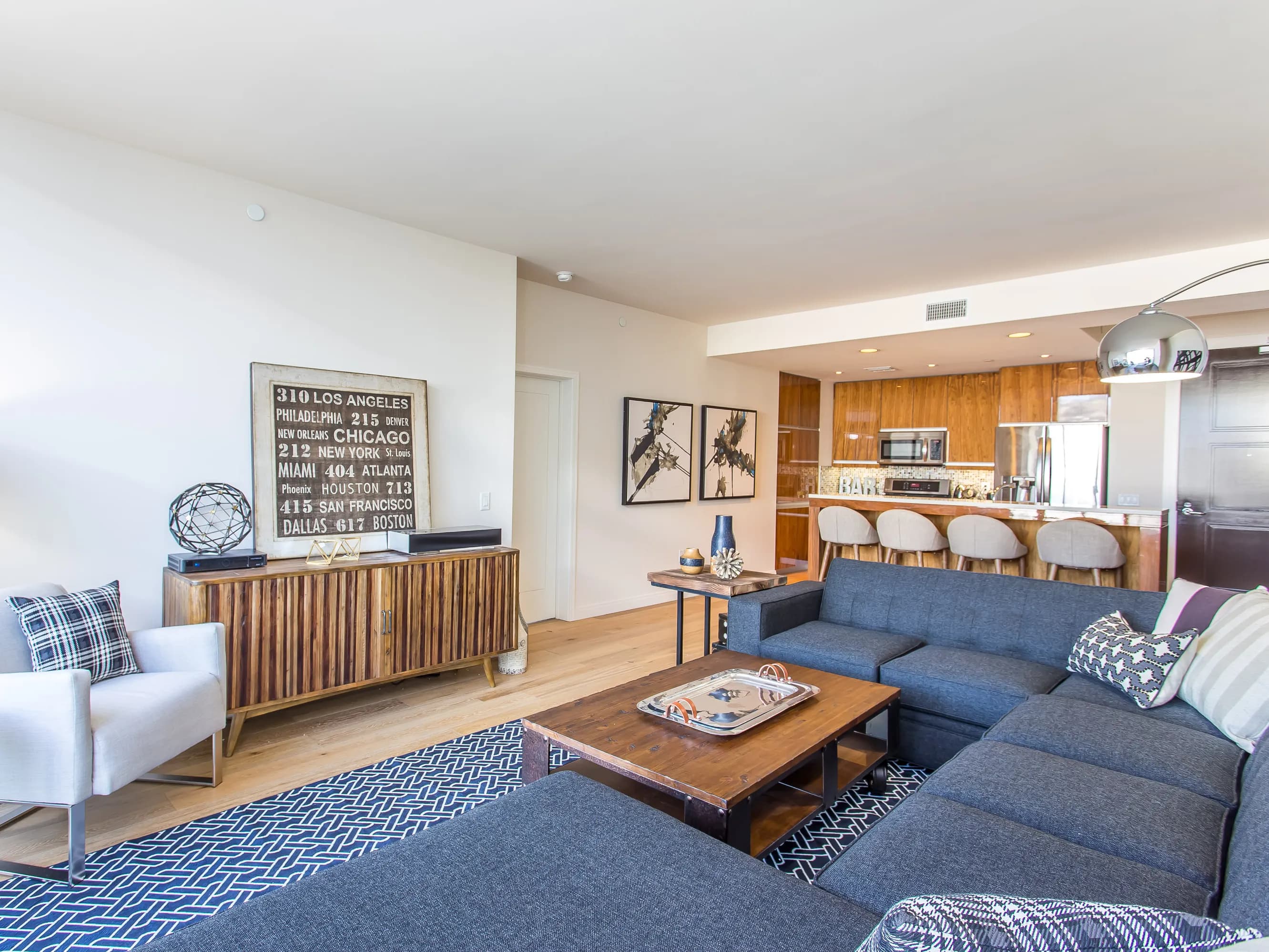 Apartment with a modern and elegant design that combines modern style, elegance and luxury Apartment with a modern and elegant design that combines modern style, elegance and luxury - Decorations and interior design