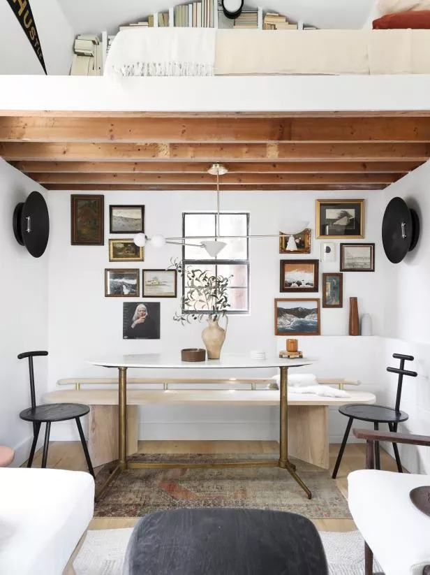 Küçük alanlarda ve kapalı alanlarda dekorasyon sanatı en büyük zorluktur.