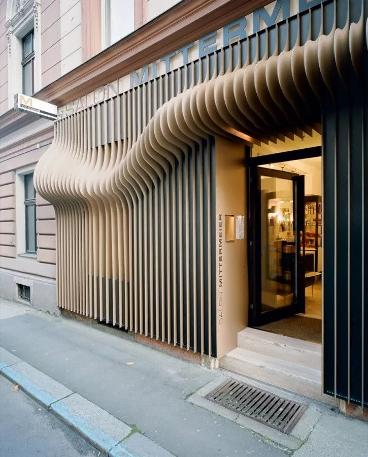 ديكورات واجهات محلات لجذب العملاء